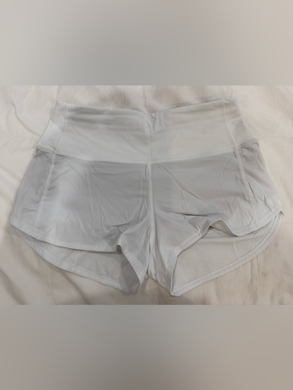 lululemon athletica White Speed Up 2.5IN Shorts